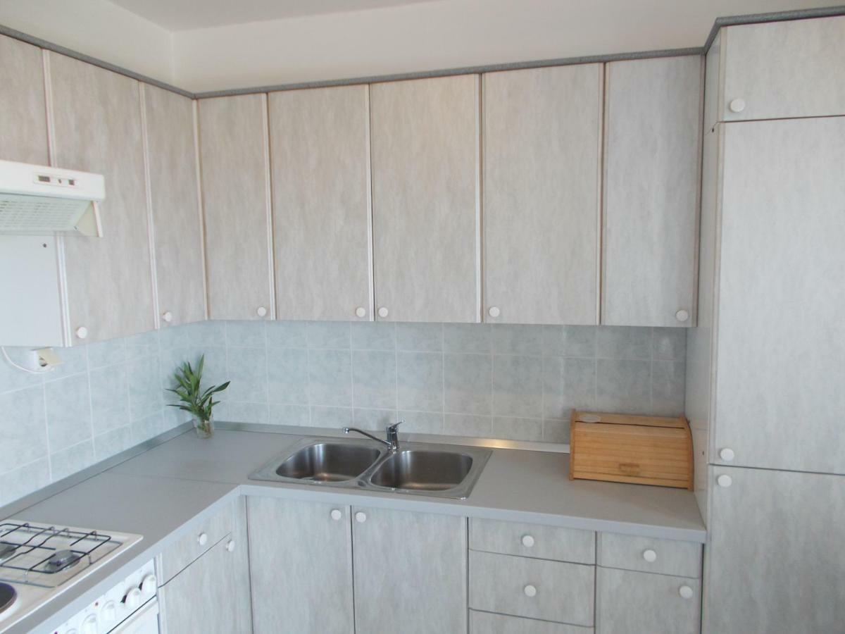 Apartment Dora 1 Jakisnica Lun  Exterior photo